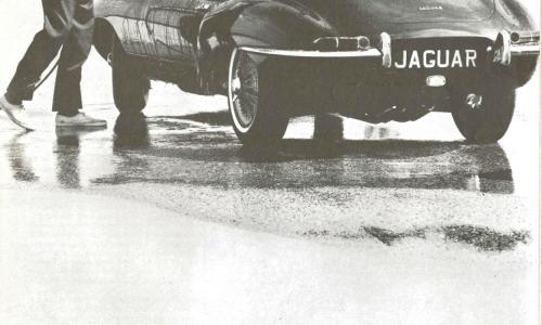 Series 1 Jaguar E-Type XK-E brochure advertisement original promotion material  (2).jpg