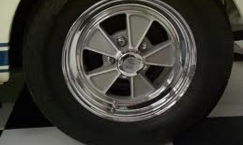 Shelby GT 350 wheels 1965.jpg