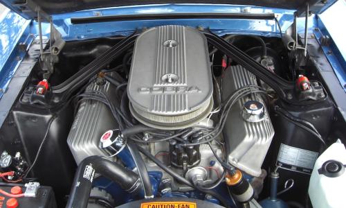 Shelby GT 500 engine 1.jpg