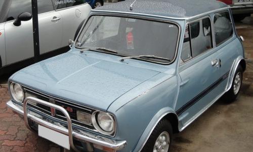 Silver Blue Leyland Mini LS 998cc (5).jpg