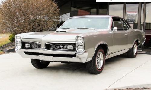 Silverglaze Metallic 1967 Pontiac GTO.jpg