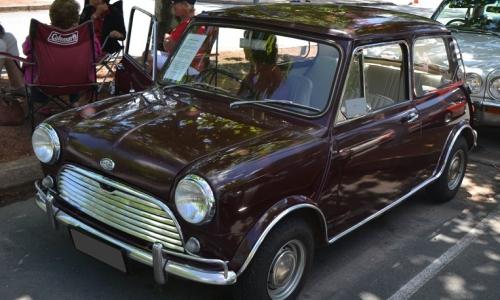 Special Burgandy Morris Cooper S 10086 Australia.jpg