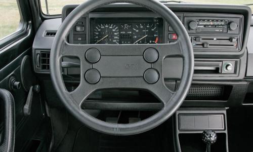 Steering wheel GTI MK1 Campaign.jpg