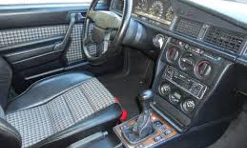 Steering wheel alternative 190E 2.5-16 3.jpg