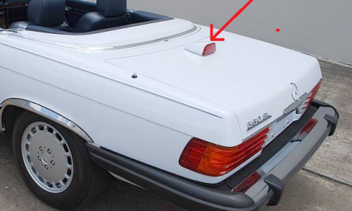 US spec rear light trunk 560SL.png