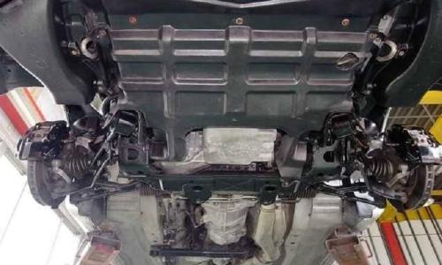 Under body R32 GTR v sec.jpg