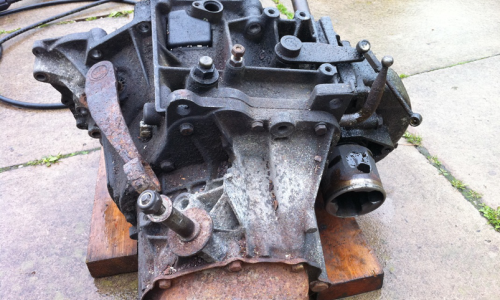 Unrestored Peugeot 205 BE3 gearbox casing 1.9.png