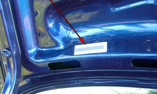 VIN label Ford Falcon EB GT bootlid.png
