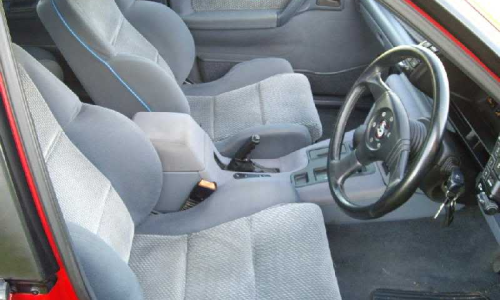 VP GTS HSV devonish trim front seats.png