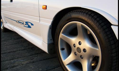 VP HSV GTS 17 inch wheels image 1992.jpg