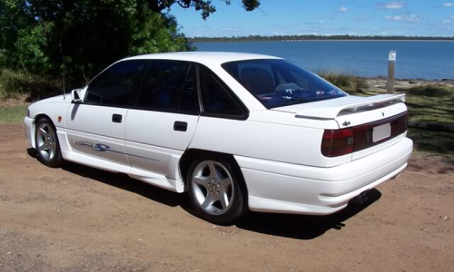 VP HSV GTS Alaskan White 1J064.png