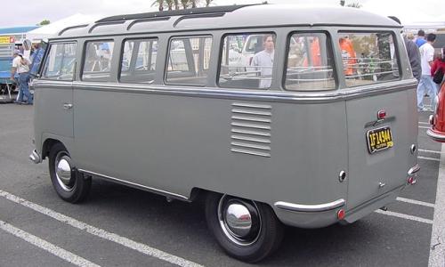 VW Deluxe microbus Grey.jpg