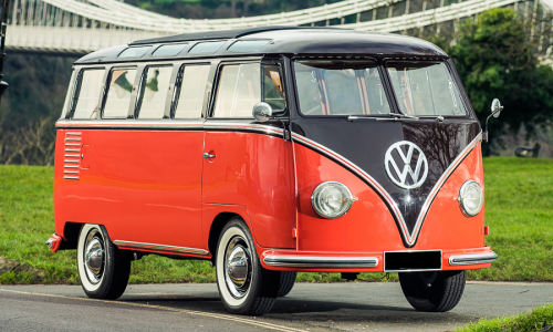 Volkswagen Deluxe Microbus Samba 1955 - 1958 chesnut brown over sealing wax red (1).png