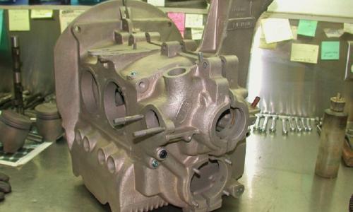 Volkswagen Deluxe Microbus engine compartment block features (4).jpg