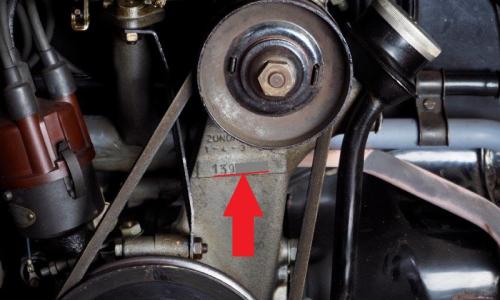 Volkswagen Deluxe Microbus engine number location Samba.jpg
