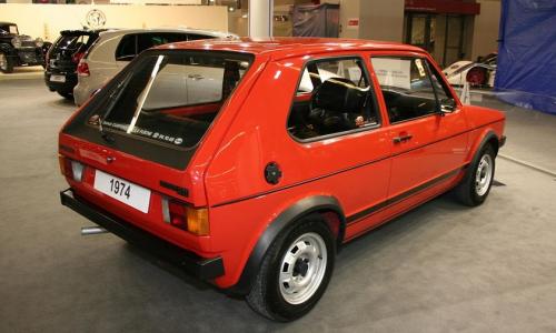 Volkswagen Golf MK1 GTI Senegal Red paint Code L31A 1.jpg