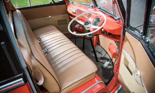 Volkswagen Microbus Deluxe Samba Bus dashboard interior (2).png