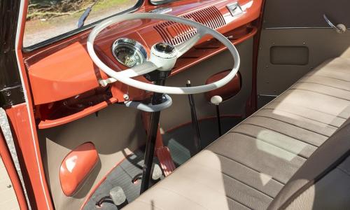 Volkswagen Microbus Deluxe Samba Bus dashboard interior (5).jpg