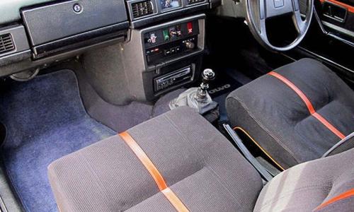 Volvo 242 GT 1980 Australia dashboard image.jpg