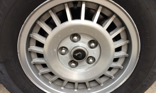 Volvo 242 GT alloy wheelks 20 spoke 14 inch.png