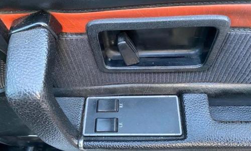 Volvo 242 GT door card electric window switch.jpg