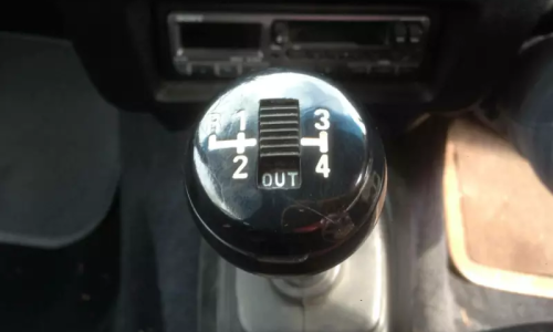Volvo 242 GT gear stick knob image overdrive manual.png