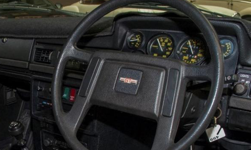 Volvo 242 GT steering wheel late model image.png