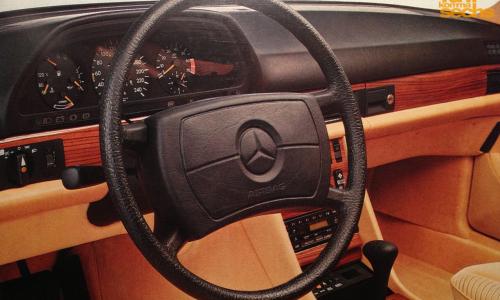 W126 airbag wheel.jpg