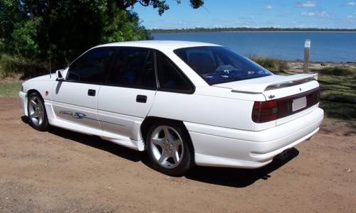 White HSV GTS VP 1992 sedan image rear side.jpg