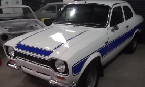White RS2000 MK1.jpg