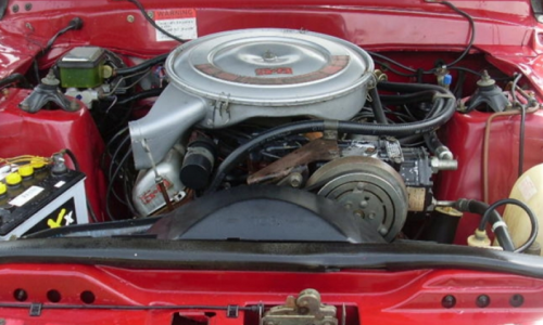 XD ESP 351ci V8 engine bay (2).png