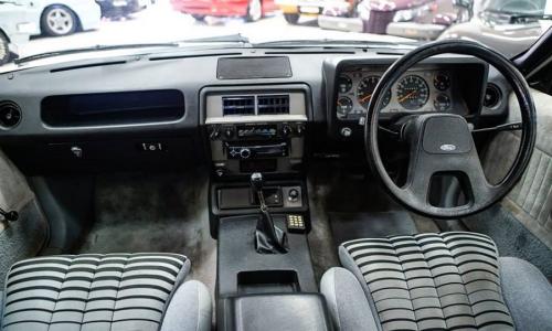 XD ESP Fairmont Ghia dashboard.jpg