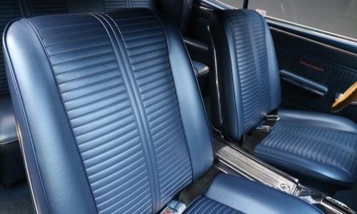 blue front and rear seats.jpg