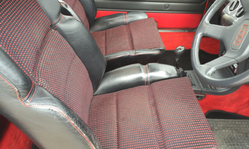 helf-leather Quartet seat trim Peugeot 205 GTI Phase 1.5 1989 1990.png