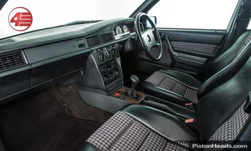 non airbag interior - 190E 2.3 16v 2.jpg