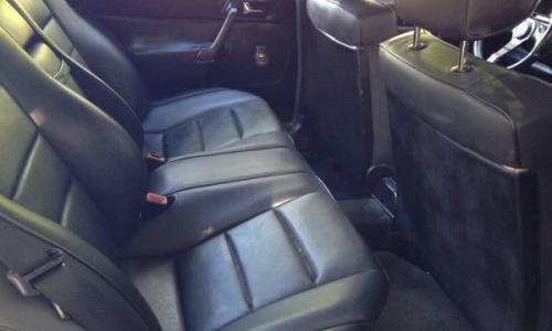 rear seats 190E 2.3 full leather.jpg