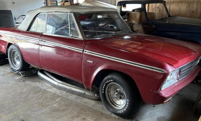 1964 Daytona convertible 4 speed manual studebaker (1).jpg