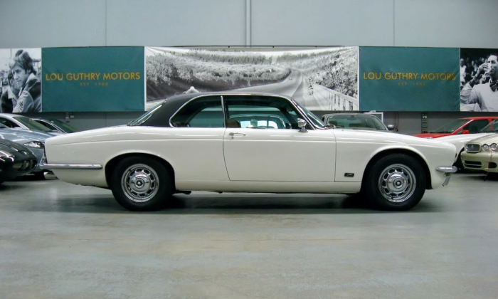 1977 Jaguar XJ-C XJC white coupe Australia (18).png