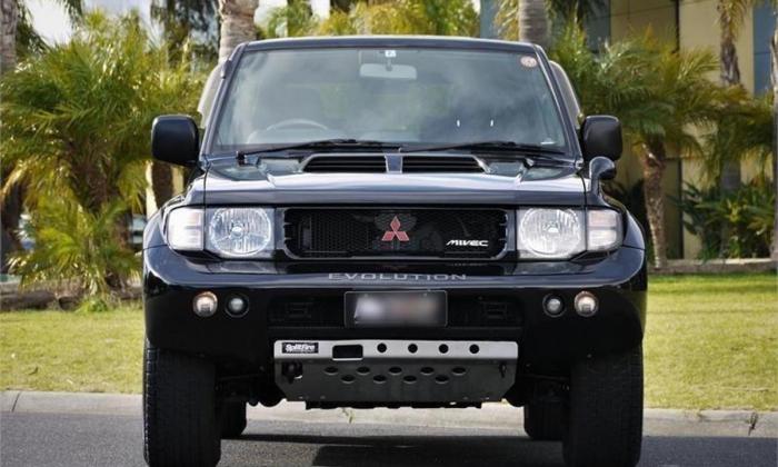 1997 Pajero SWB Evolution homologation for sale Australia VIC black (19).jpg