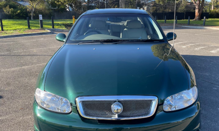 2000 Holden VT HSV Grange green (20).png