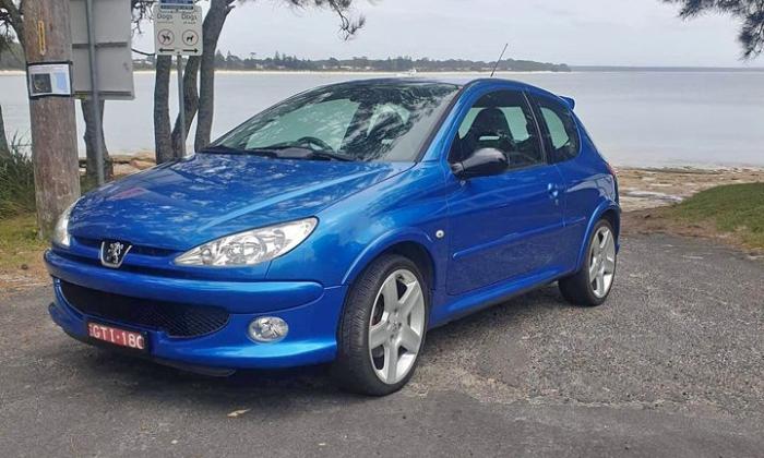 206 GTi 180 Peugeot Australia Bluue 2023 (1).jpg