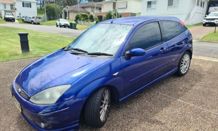 Australian Ford Focus ST170 Blue for sale (4).jpg