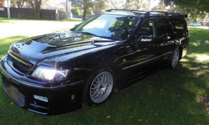 Black Blue Nissan Stagea 260RS wagon GTR 1998 model Australia (2).png