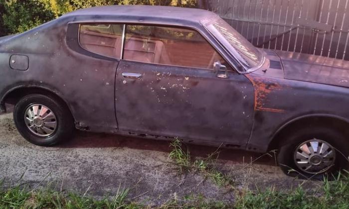 Datsun 180B SSS coupe fully rusted out for parts (1).jpg