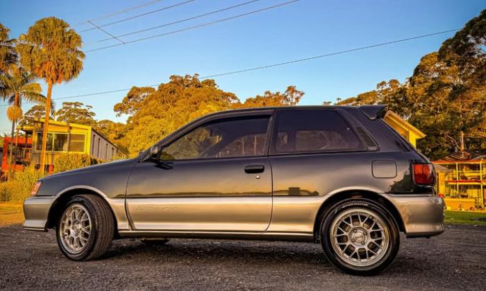 EP82 Starlet GT Turbo Black on silver 2025 (15).jpg