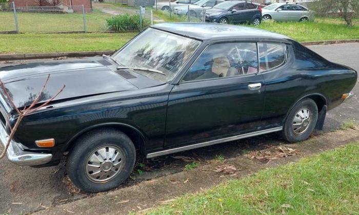 For sale black Datsun 180B SSS 610 coupe Sydney Australia (2).jpg