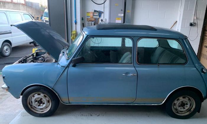 Light Blue 1979 Mini 1275 GT for sale 2022 images UK (9).jpg