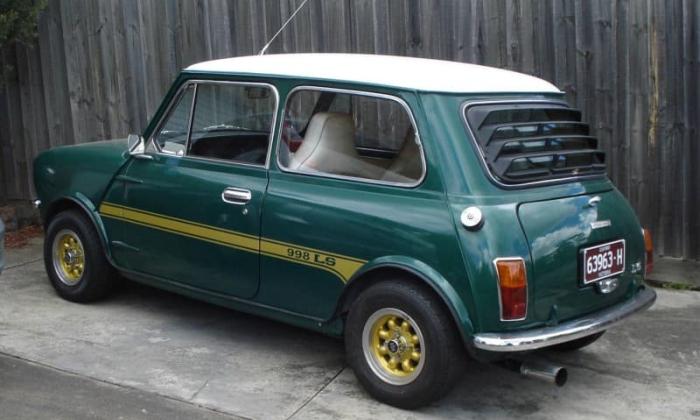 Mini LS 998cc Green restored rare for sale (1).jpg