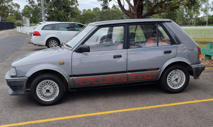 Original Charade G11R Turbo for sale Sydney NSW silver 1985 (4).png