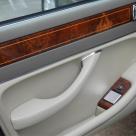 Daimler Double Six Parchment beige trim leather 1996 (14).jpg